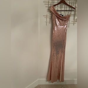 Brand New sequin off the shoulder dress,Size small